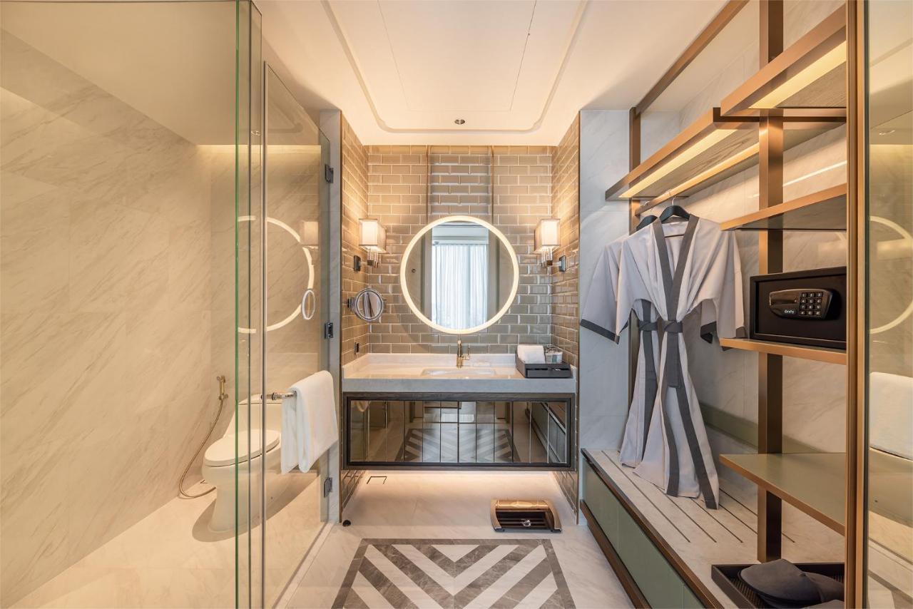 Eastin Grand Hotel Phayathai Bangkok Exterior foto Bathroom