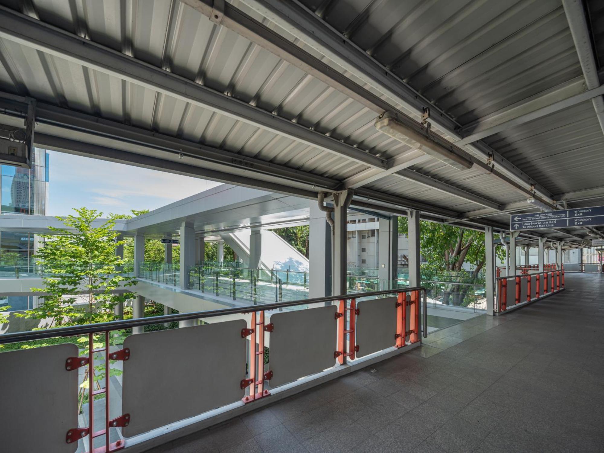 Eastin Grand Hotel Phayathai Bangkok Exterior foto